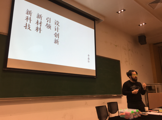 1562835485941362.png blob.png