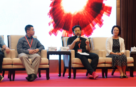 1562835744752982.png blob.png